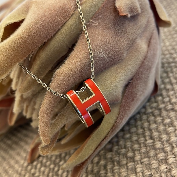 Hermes Jewelry - HERMÈS Orange H Pop Pendant Necklace
